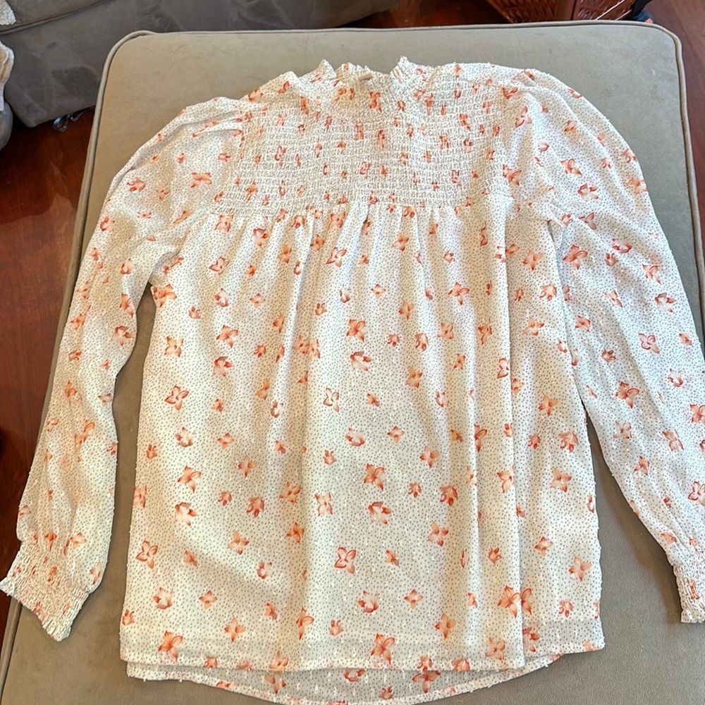 ELANE ROSE, smocked blouse EUC
